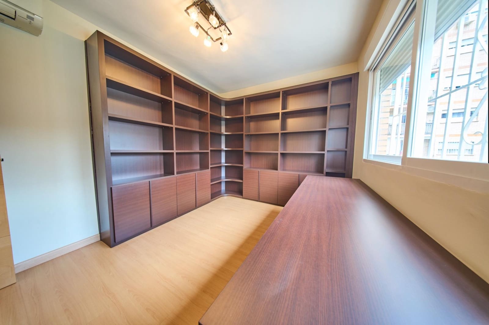 4 soveværelse Lejlighed til salg i Granada by - € 199.900 (Ref: 9816031)