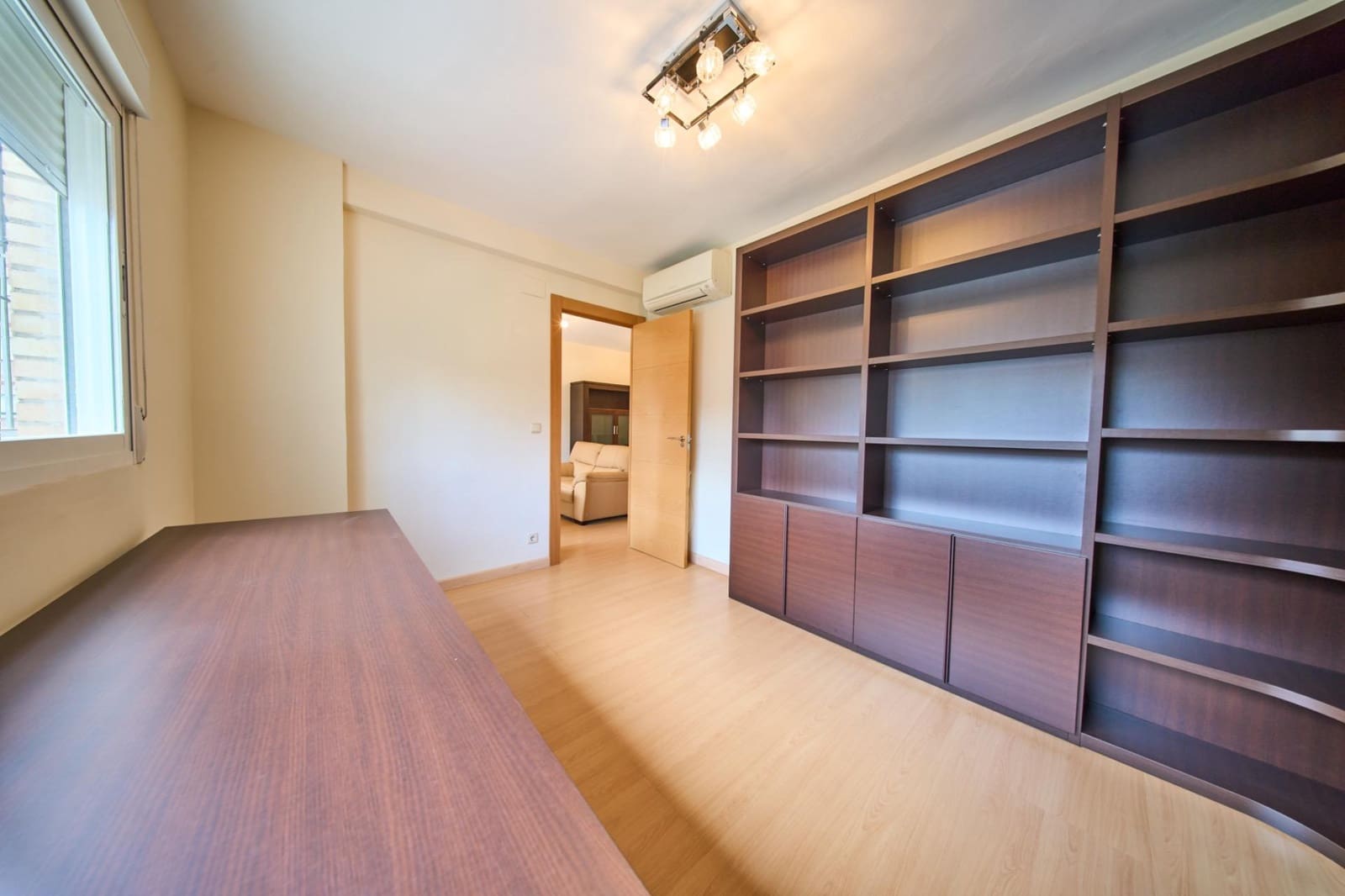 4 soveværelse Lejlighed til salg i Granada by - € 199.900 (Ref: 9816031)