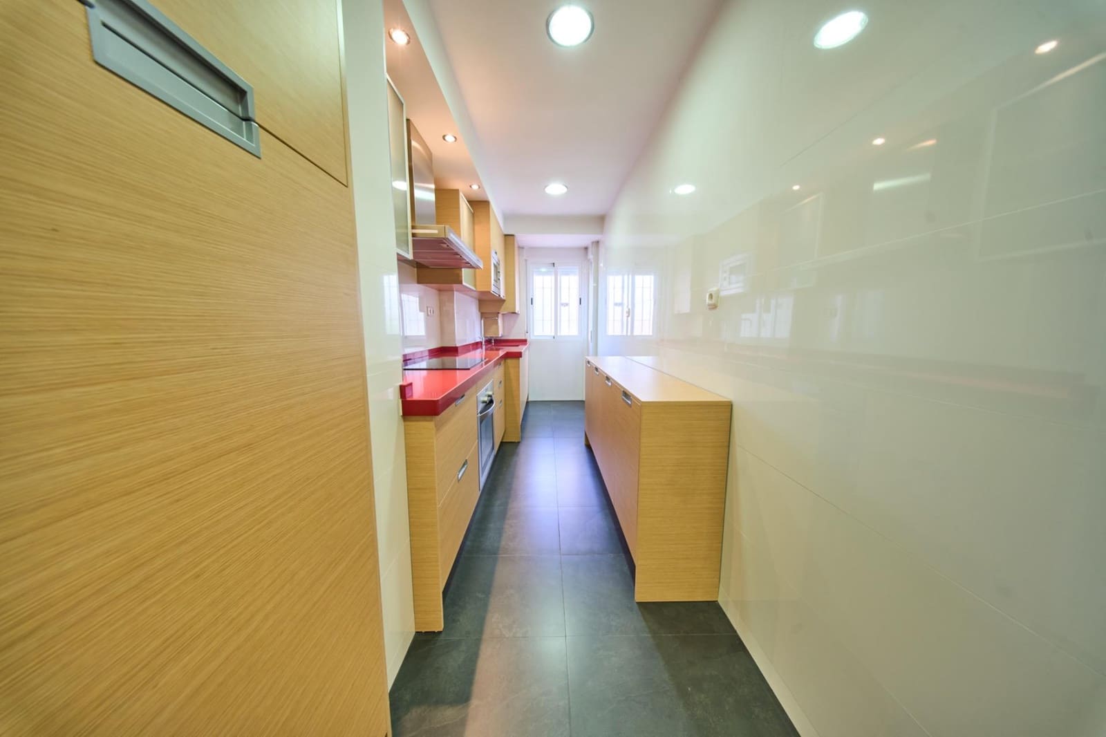 4 soveværelse Lejlighed til salg i Granada by - € 199.900 (Ref: 9816031)