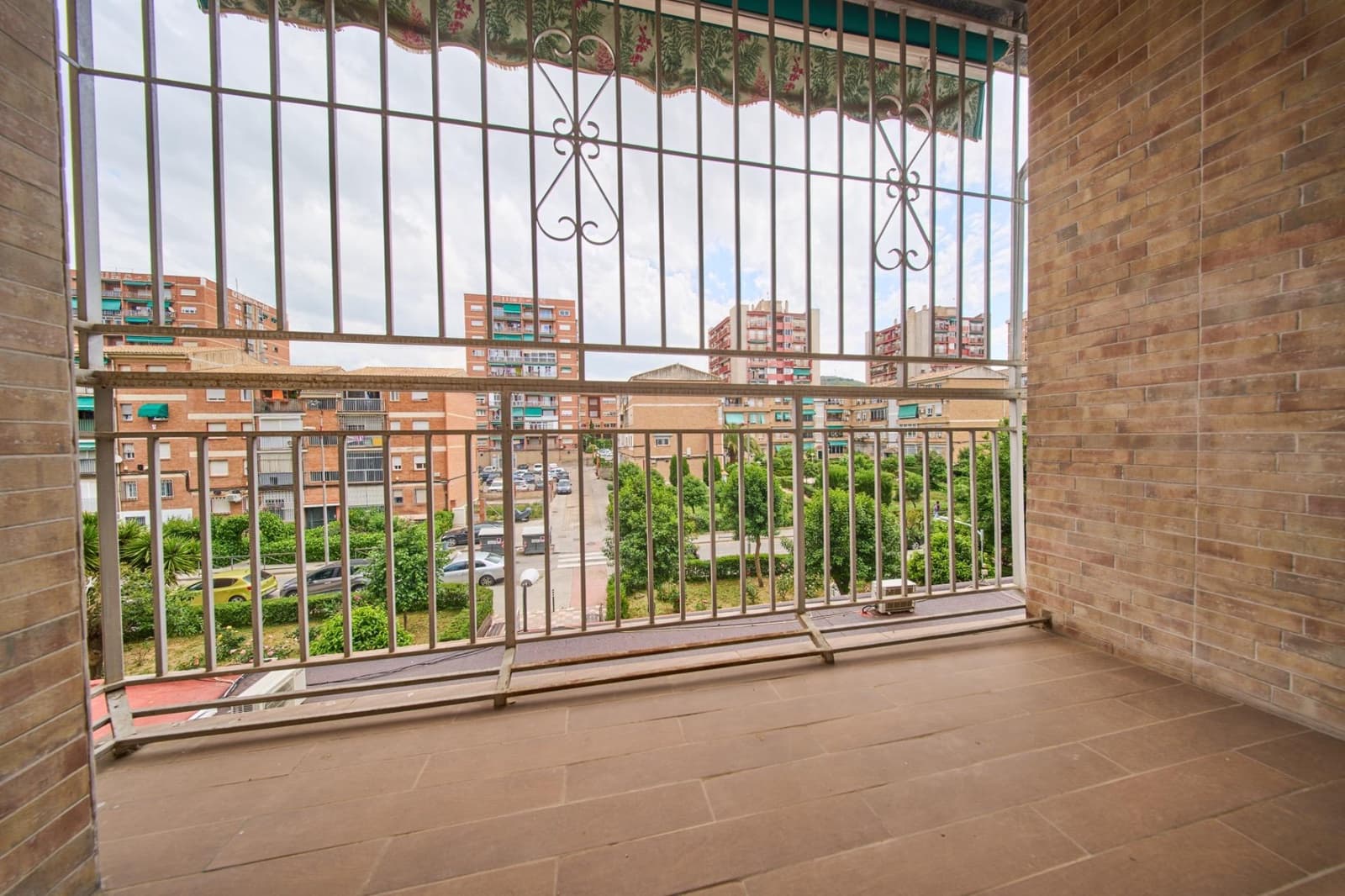 4 soveværelse Lejlighed til salg i Granada by - € 199.900 (Ref: 9816031)