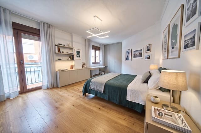 5 soverom Kjedet enebolig til salgs i Armilla med garasje - € 290 000 (Ref: 9818079)