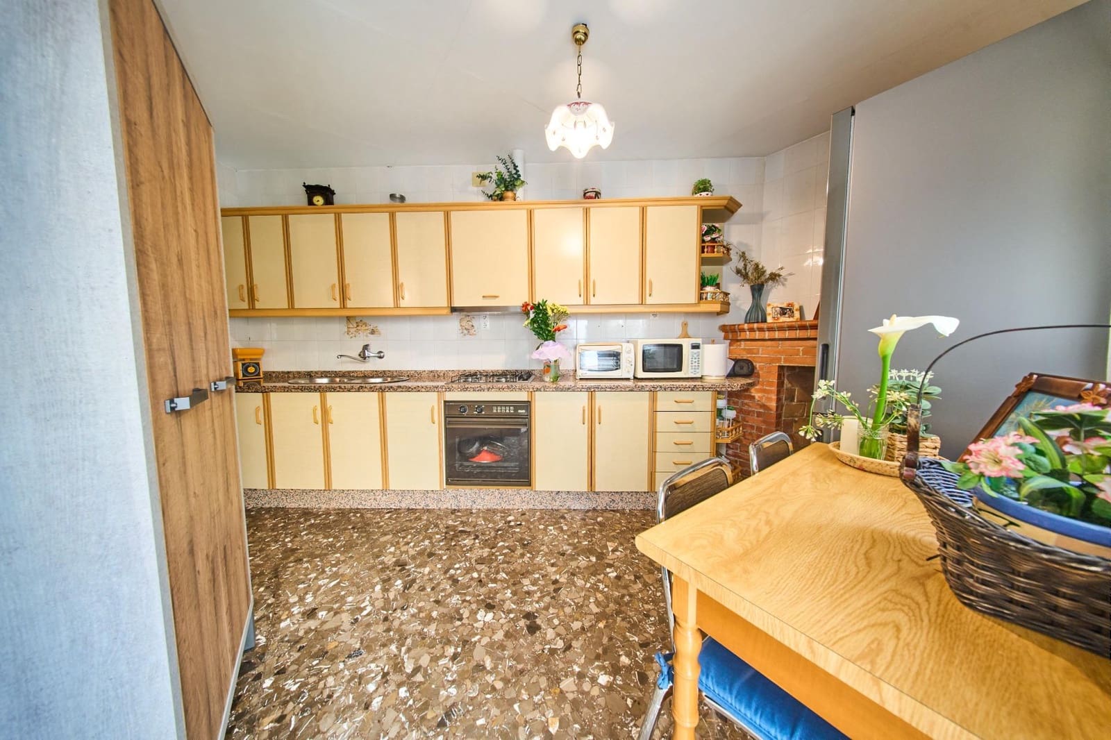 Pareado de 5 habitaciones en Armilla en venta con garaje - 290.000 € (Ref: 9818079)