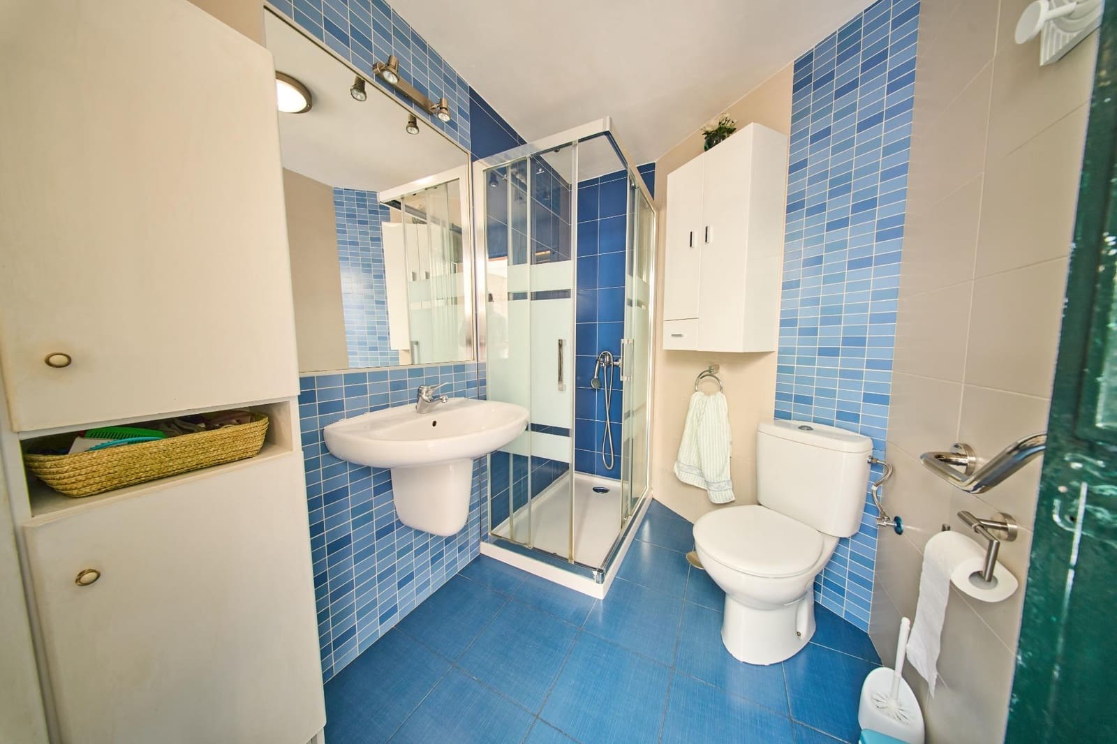 Pareado de 5 habitaciones en Armilla en venta con garaje - 290.000 € (Ref: 9818079)