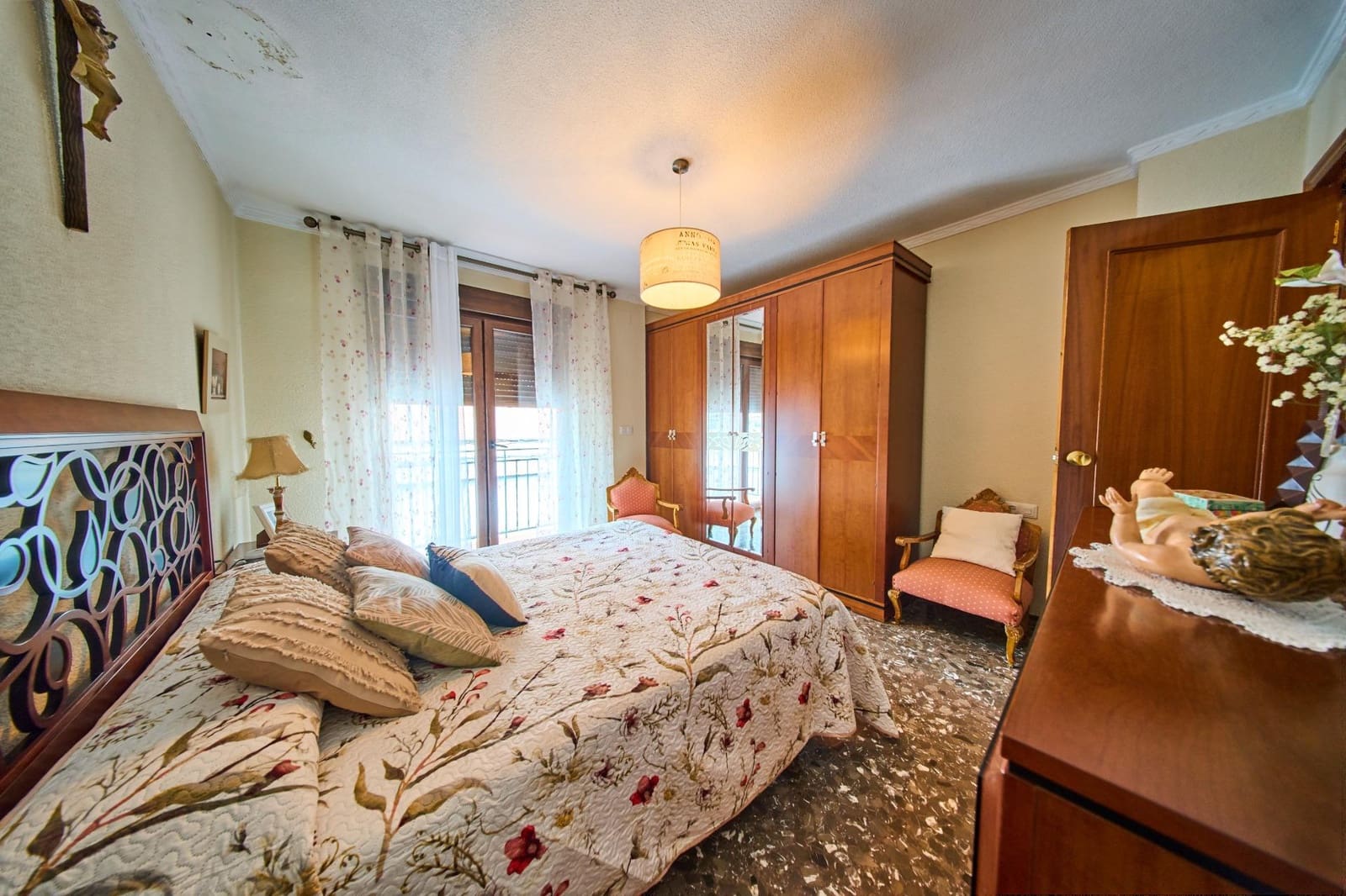 Pareado de 5 habitaciones en Armilla en venta con garaje - 290.000 € (Ref: 9818079)