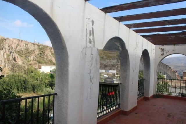 4 bedroom Villa for sale in Yator, Cádiar with garage - € 145,000 (Ref: 9822806)