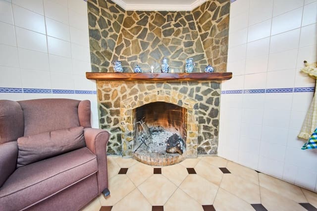 4 sypialnia Willa na sprzedaż w Yator, Cádiar z garażem - 145 000 € (Ref: 9822806)