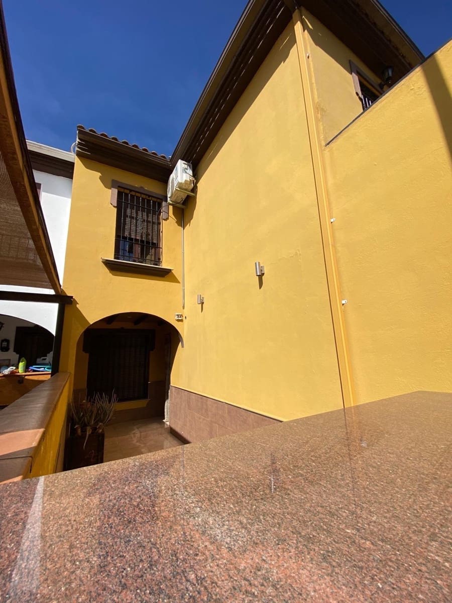 4 quarto Moradia em Banda para venda em Chauchina com garagem - 154 900 € (Ref: 9825462)