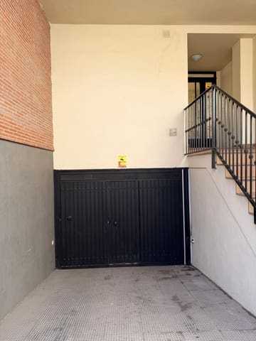 Garage til salg i La Zubia - € 14.000 (Ref: 9831731)