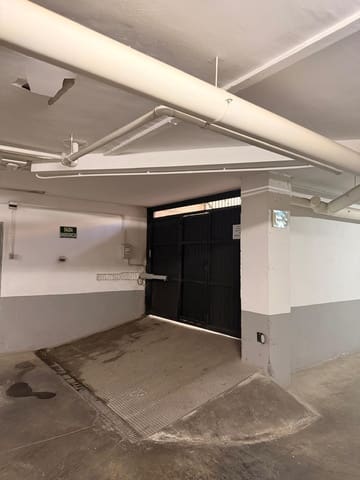 Garage til salg i La Zubia - € 14.000 (Ref: 9831731)