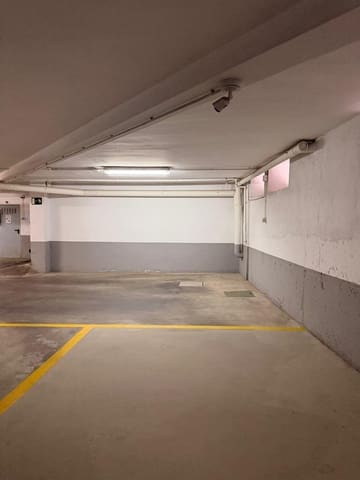 Garage til salg i La Zubia - € 14.000 (Ref: 9831731)