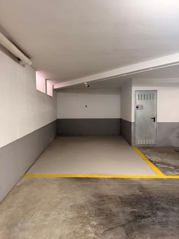 Garage til salg i La Zubia - € 14.000 (Ref: 9831731)