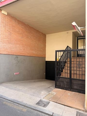 Garage til salg i La Zubia - € 14.000 (Ref: 9831731)