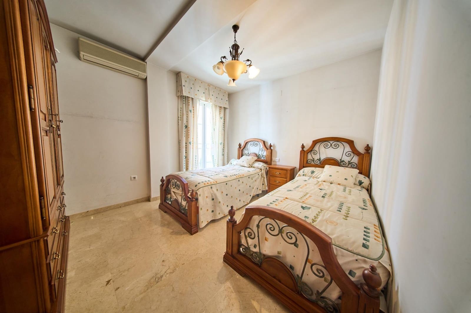 3 soveværelse Lejlighed til salg i Ogijares - € 210.000 (Ref: 9831733)