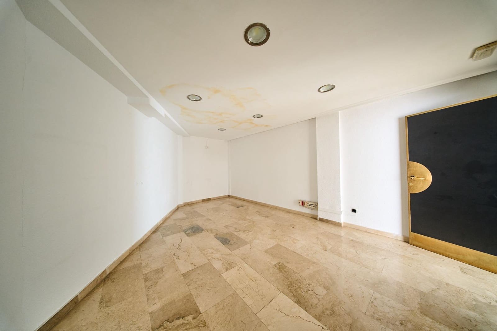 4 bedroom Flat for sale in Granada city - € 475,000 (Ref: 9833906)