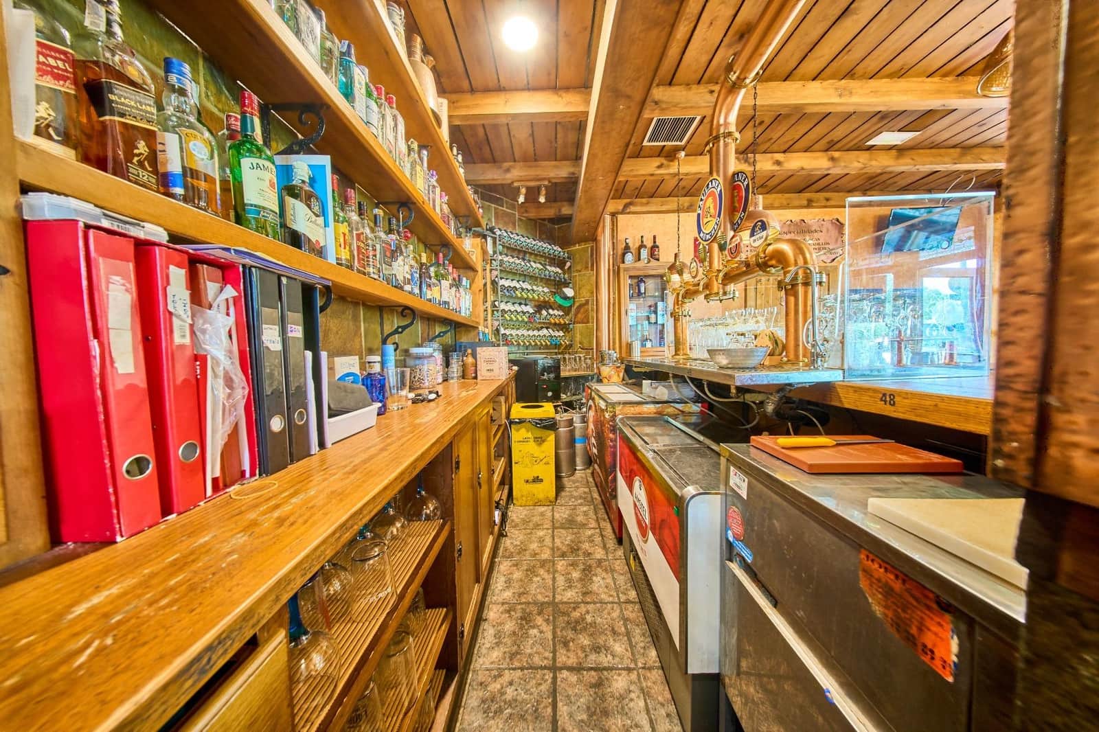 Local Comercial en Granada ciudad en venta - 235.000 € (Ref: 9836568)