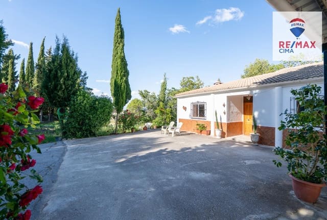 3 soverom Villa til salgs i Baza med garasje - € 279 000 (Ref: 9839517)