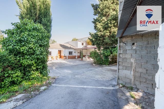 3 soverom Villa til salgs i Baza med garasje - € 279 000 (Ref: 9839517)