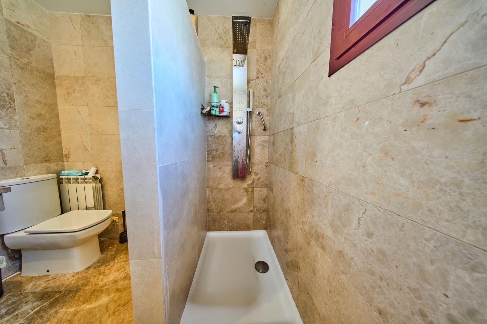 6 bedroom Semi-detached Villa for sale in Ogijares with pool garage - € 390,000 (Ref: 9839518)
