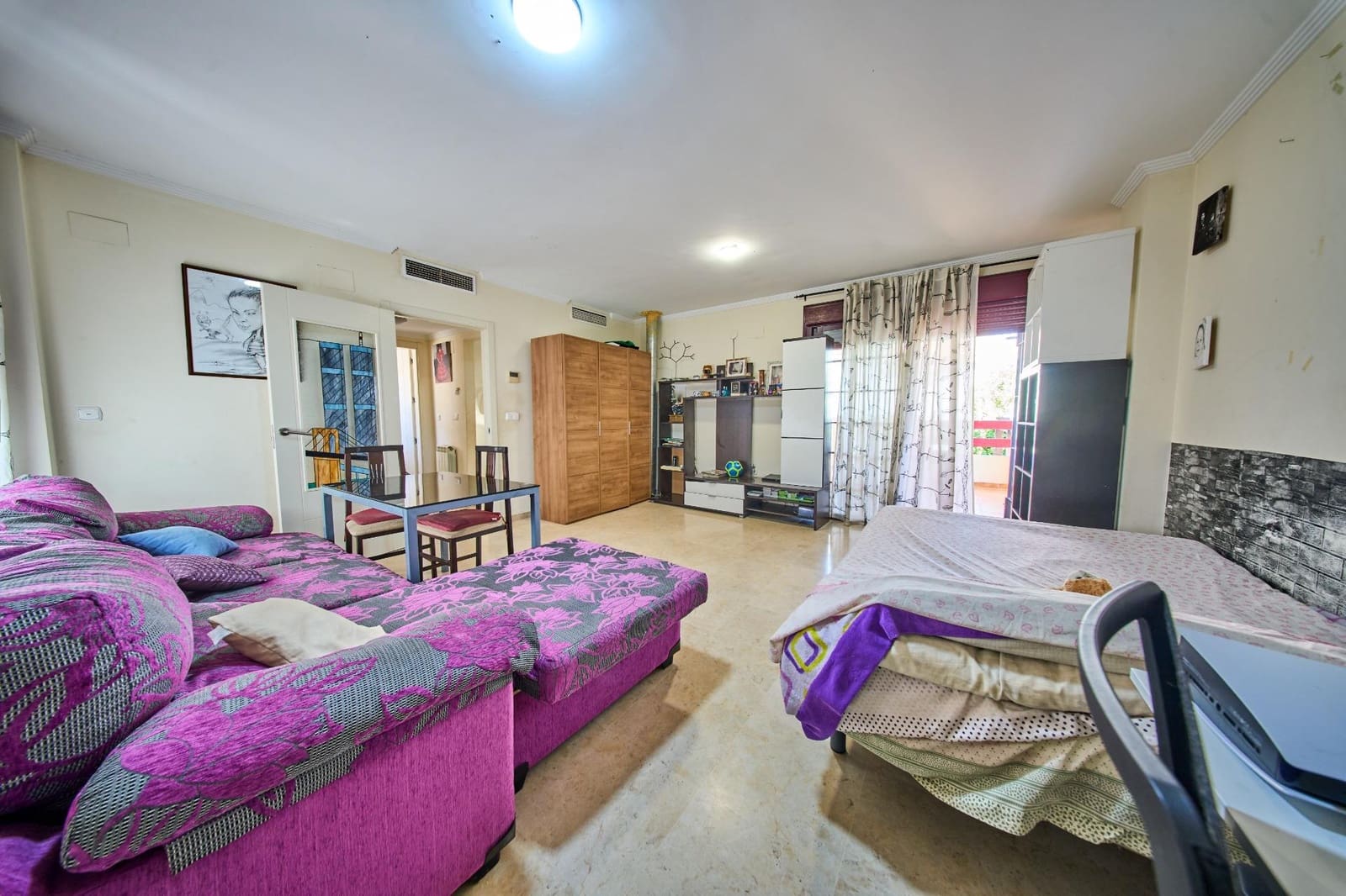 6 bedroom Semi-detached Villa for sale in Ogijares with pool garage - € 390,000 (Ref: 9839518)