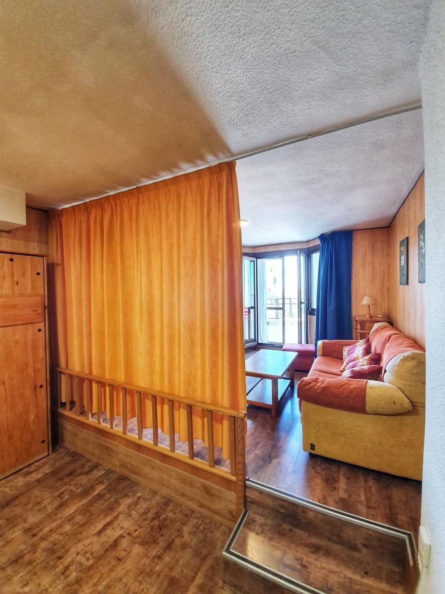 Apartment for sale in Sierra Nevada - € 145,000 (Ref: 9840939)
