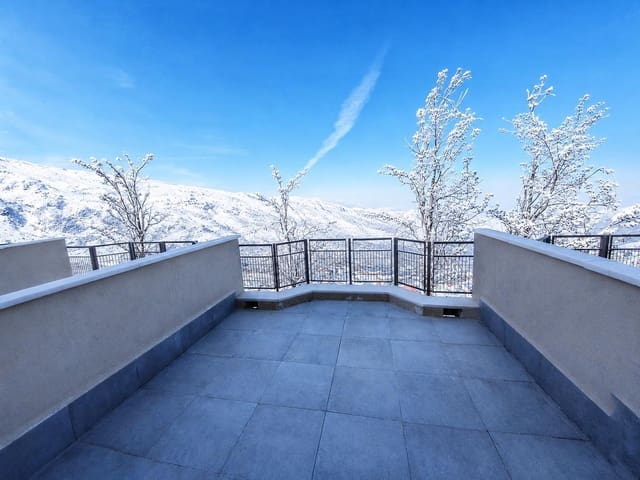 Leilighet til salgs i Sierra Nevada, Monachil - € 145 000 (Ref: 9840939)