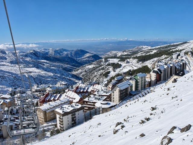 Leilighet til salgs i Sierra Nevada, Monachil - € 145 000 (Ref: 9840939)