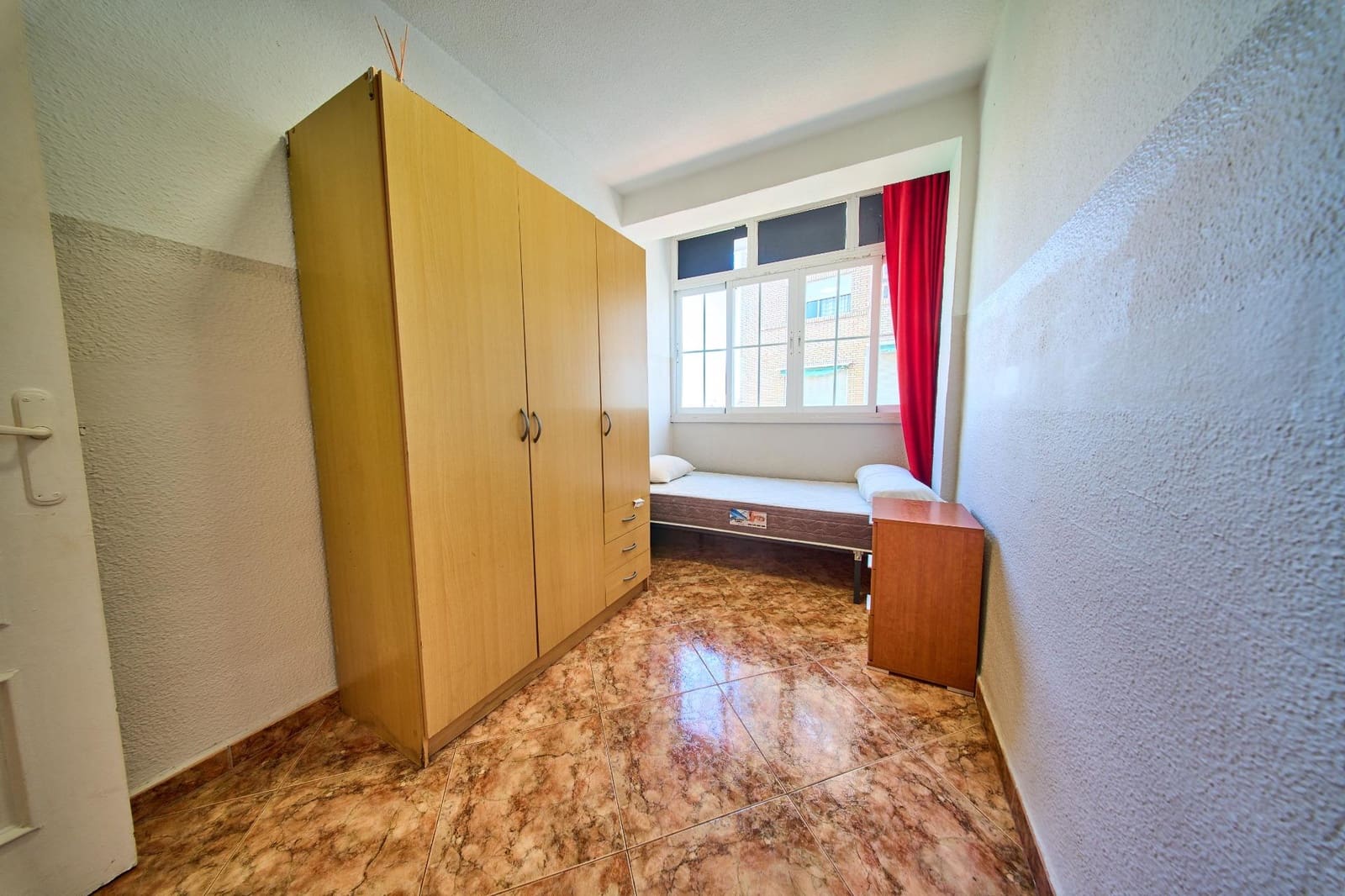 2 quarto Apartamento para venda em Granada cidade - 179 900 € (Ref: 9846627)