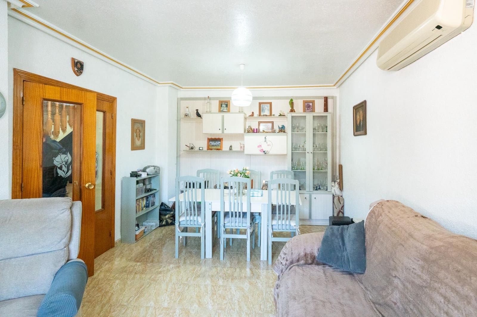 4 soveværelse Rækkehus til leje i Cuevas del Campo - € 400 (Ref: 9851951)