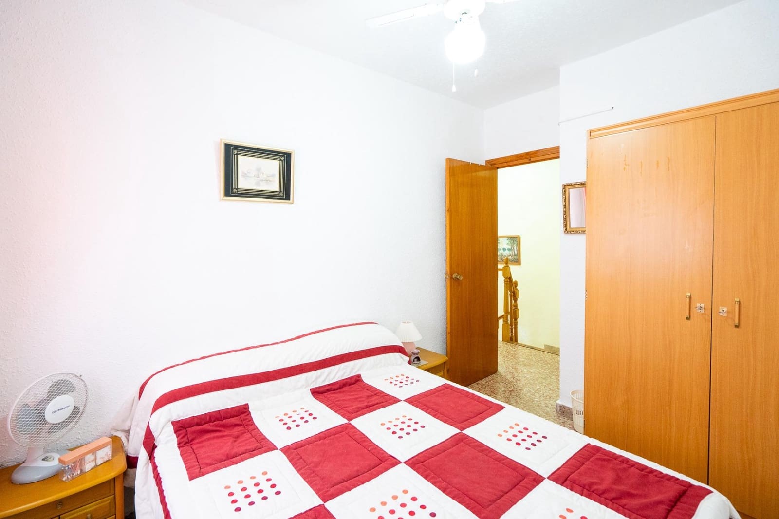 4 soveværelse Rækkehus til leje i Cuevas del Campo - € 400 (Ref: 9851951)