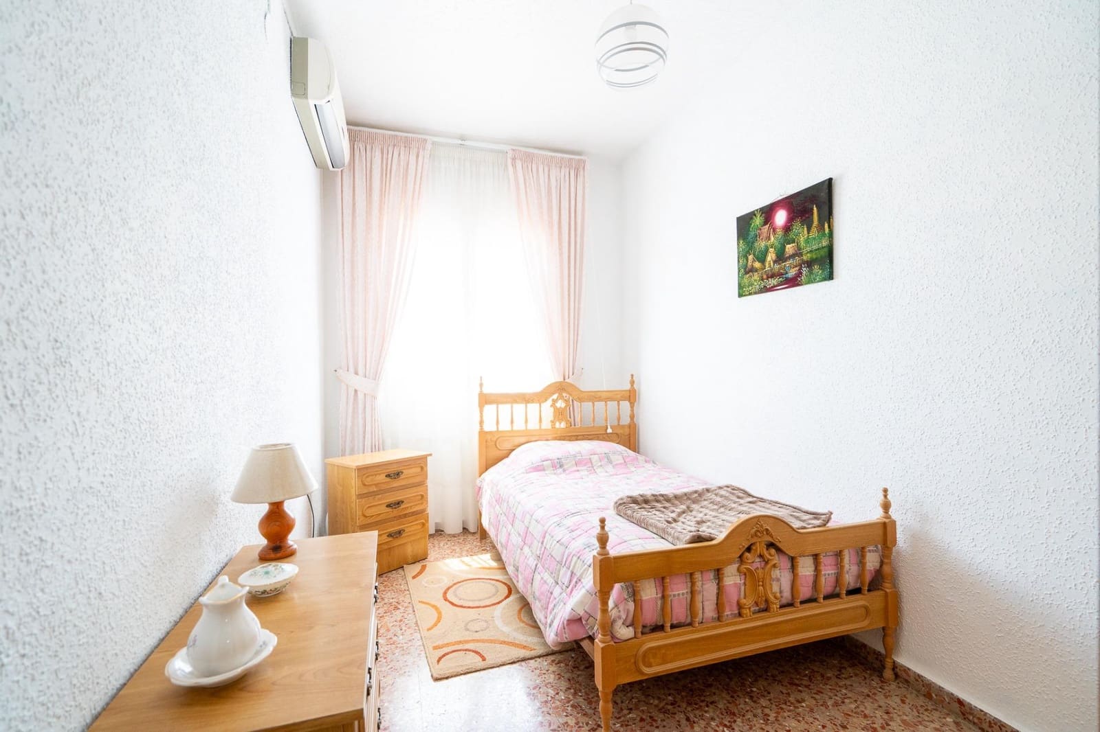 4 soveværelse Rækkehus til leje i Cuevas del Campo - € 400 (Ref: 9851951)