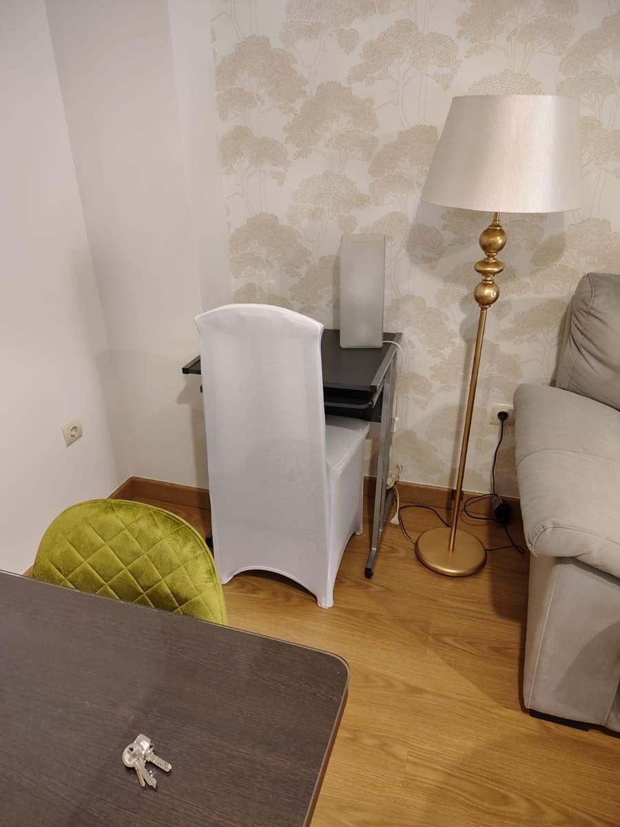 1 bedroom Flat for rent in Granada city - € 800 (Ref: 9860284)
