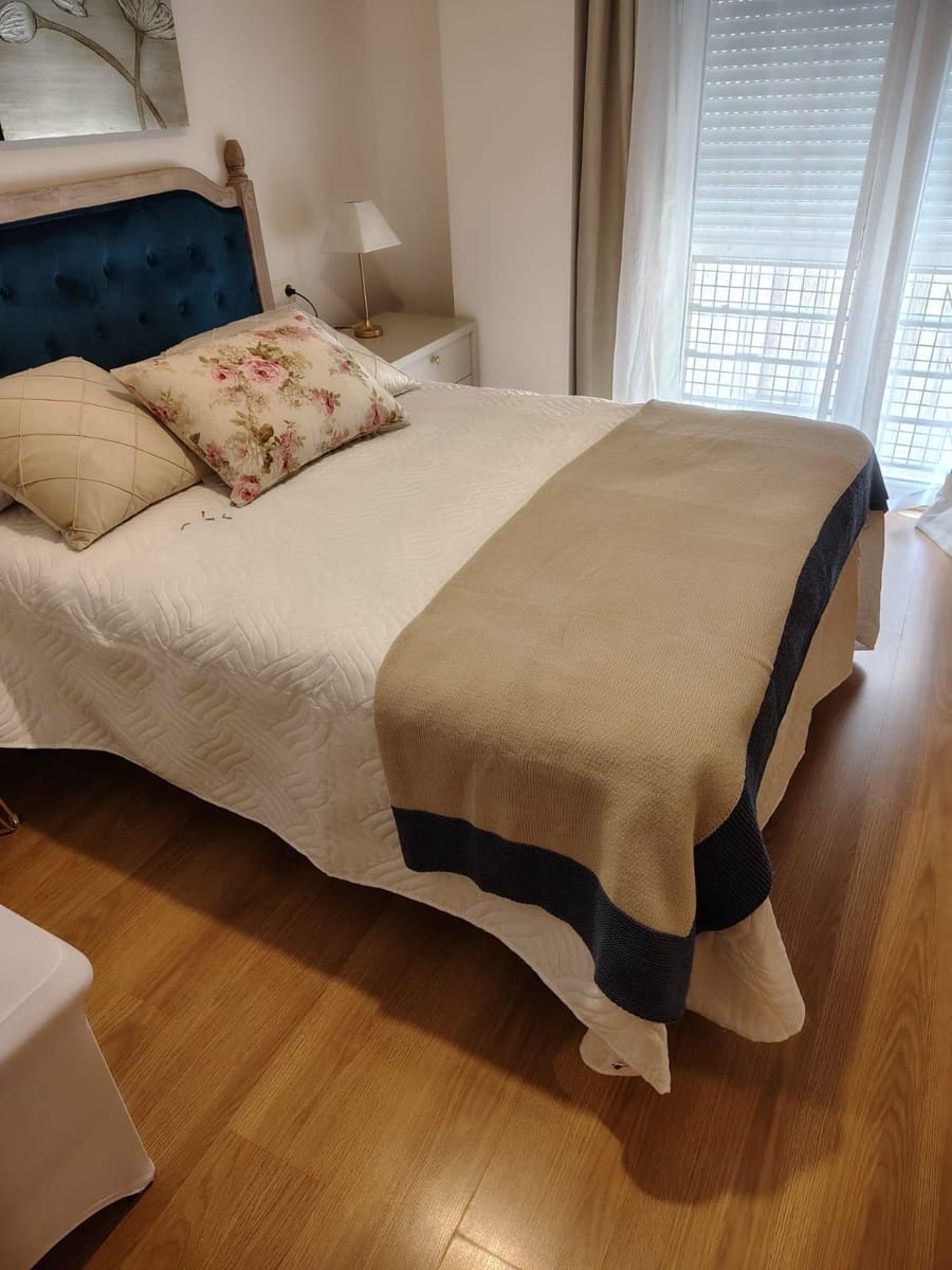 1 bedroom Flat for rent in Granada city - € 800 (Ref: 9860284)