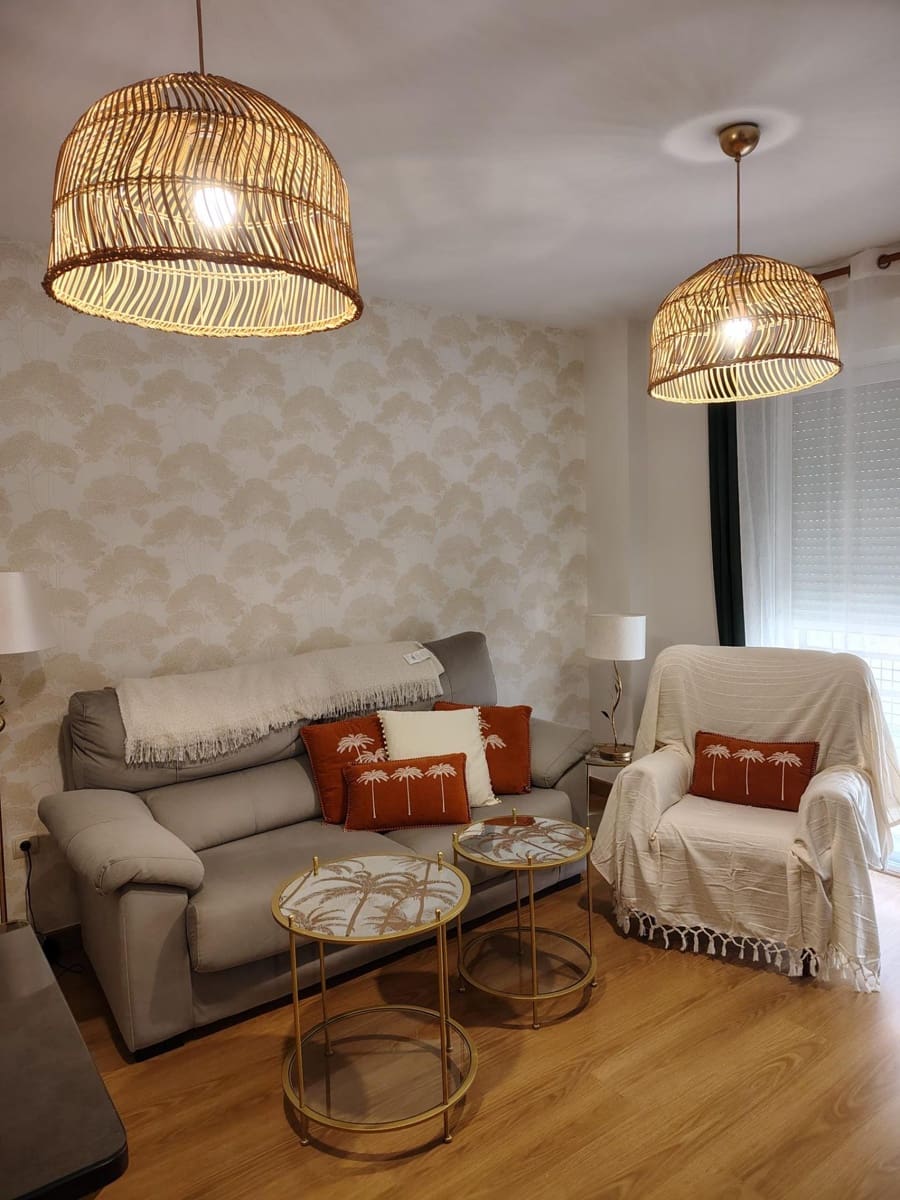 1 bedroom Flat for rent in Granada city - € 800 (Ref: 9860284)