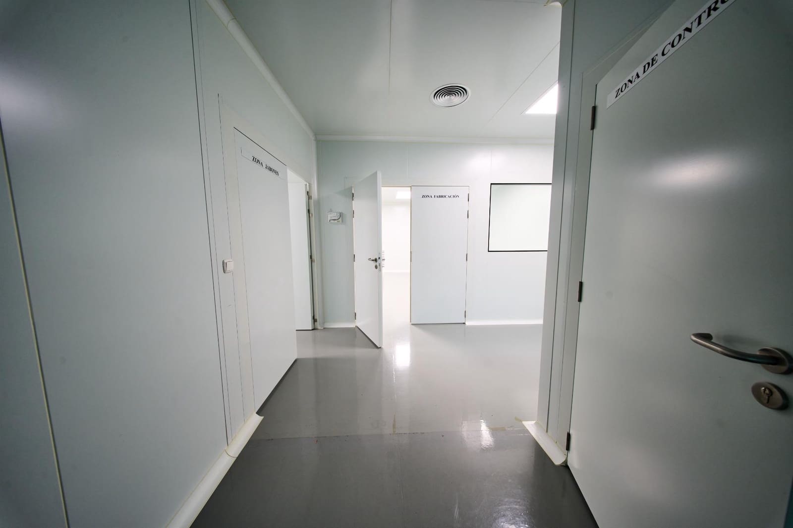 Entreprise à vendre à Baza - 659 900 € (Ref: 9860286)