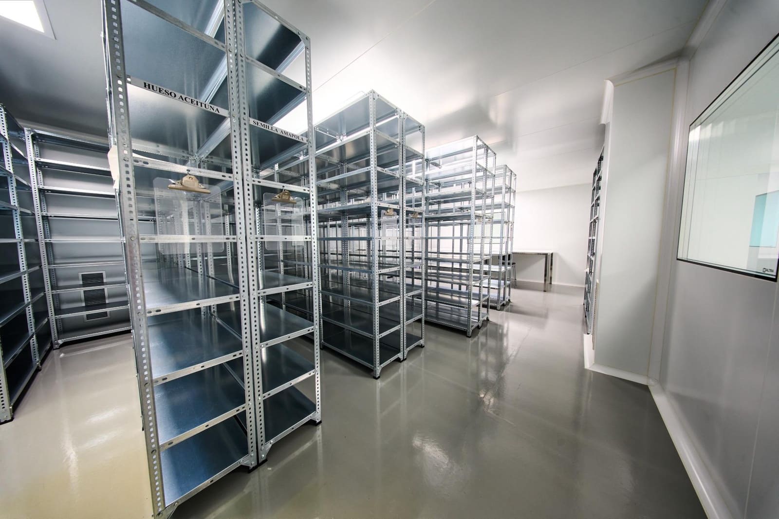 Entreprise à vendre à Baza - 659 900 € (Ref: 9860286)