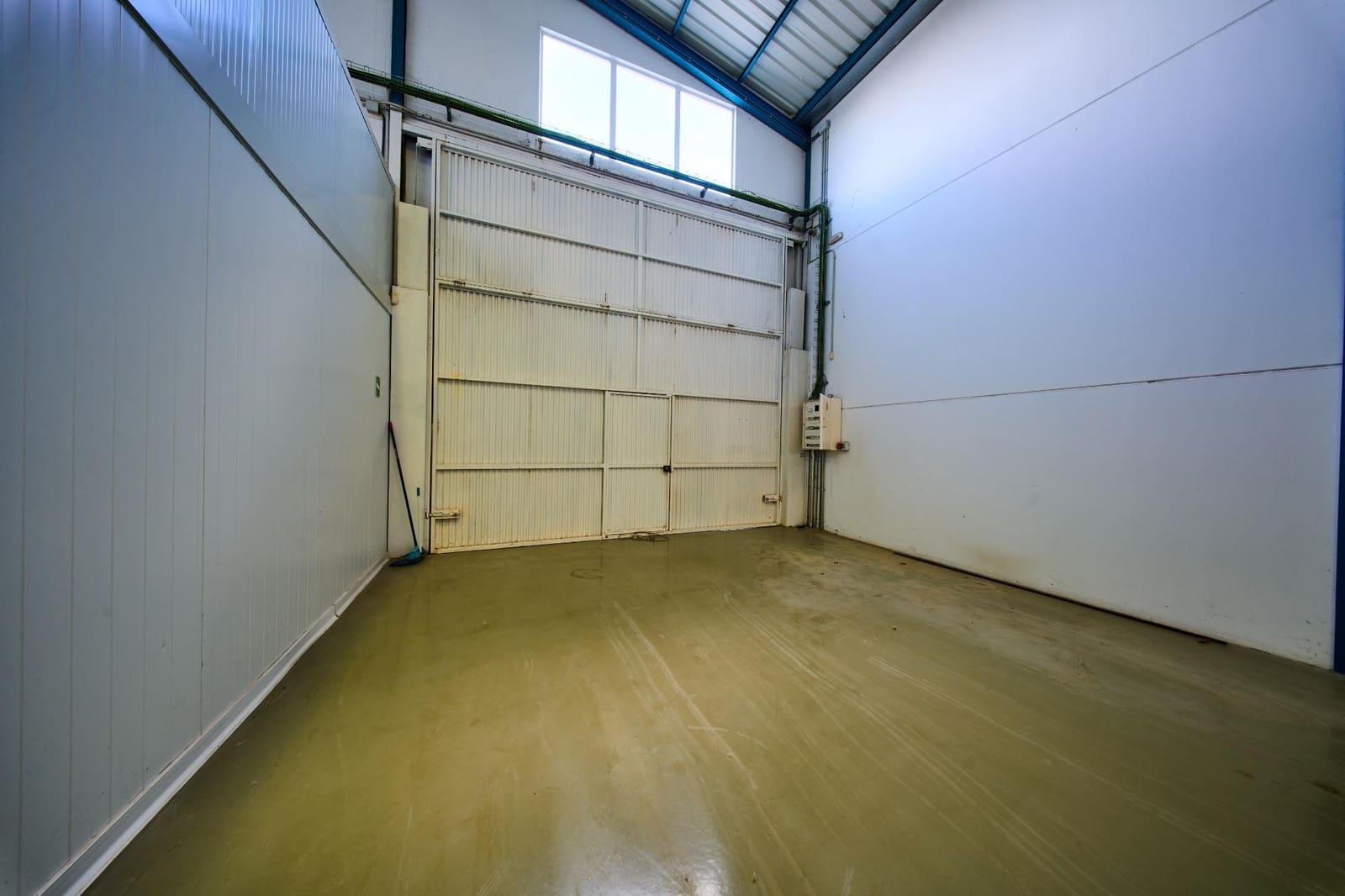 Entreprise à vendre à Baza - 659 900 € (Ref: 9860286)