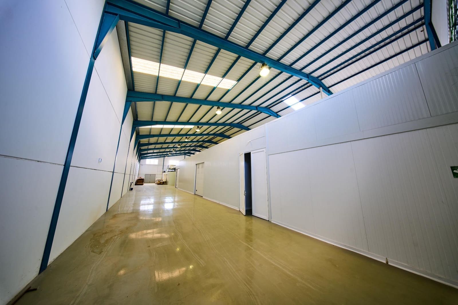 Entreprise à vendre à Baza - 659 900 € (Ref: 9860286)
