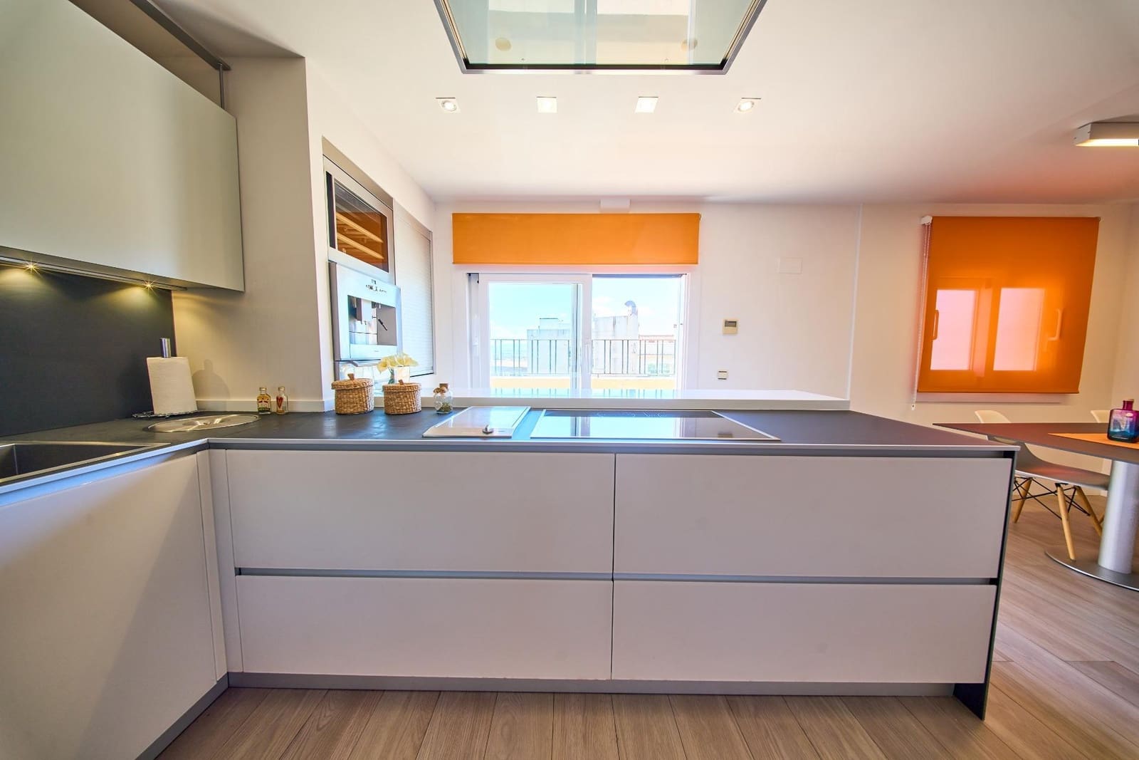 2 slaapkamer Penthouse te koop in Granada stad - € 850.000 (Ref: 9865387)