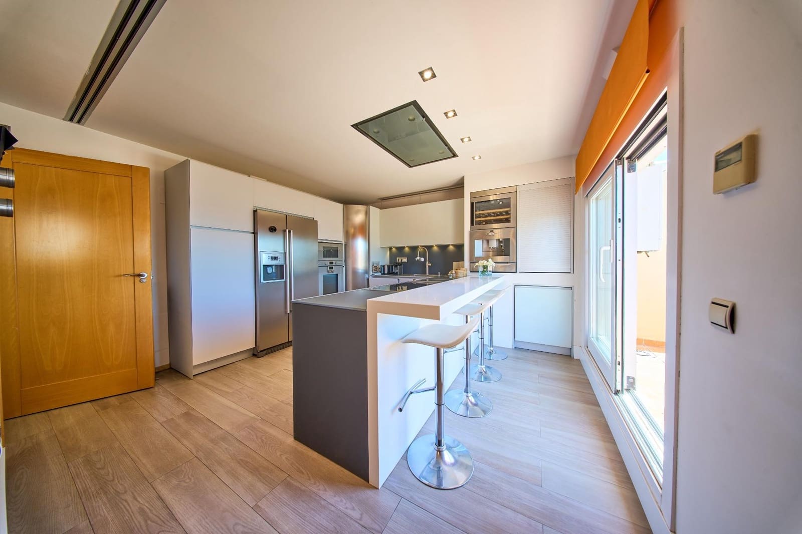2 slaapkamer Penthouse te koop in Granada stad - € 850.000 (Ref: 9865387)