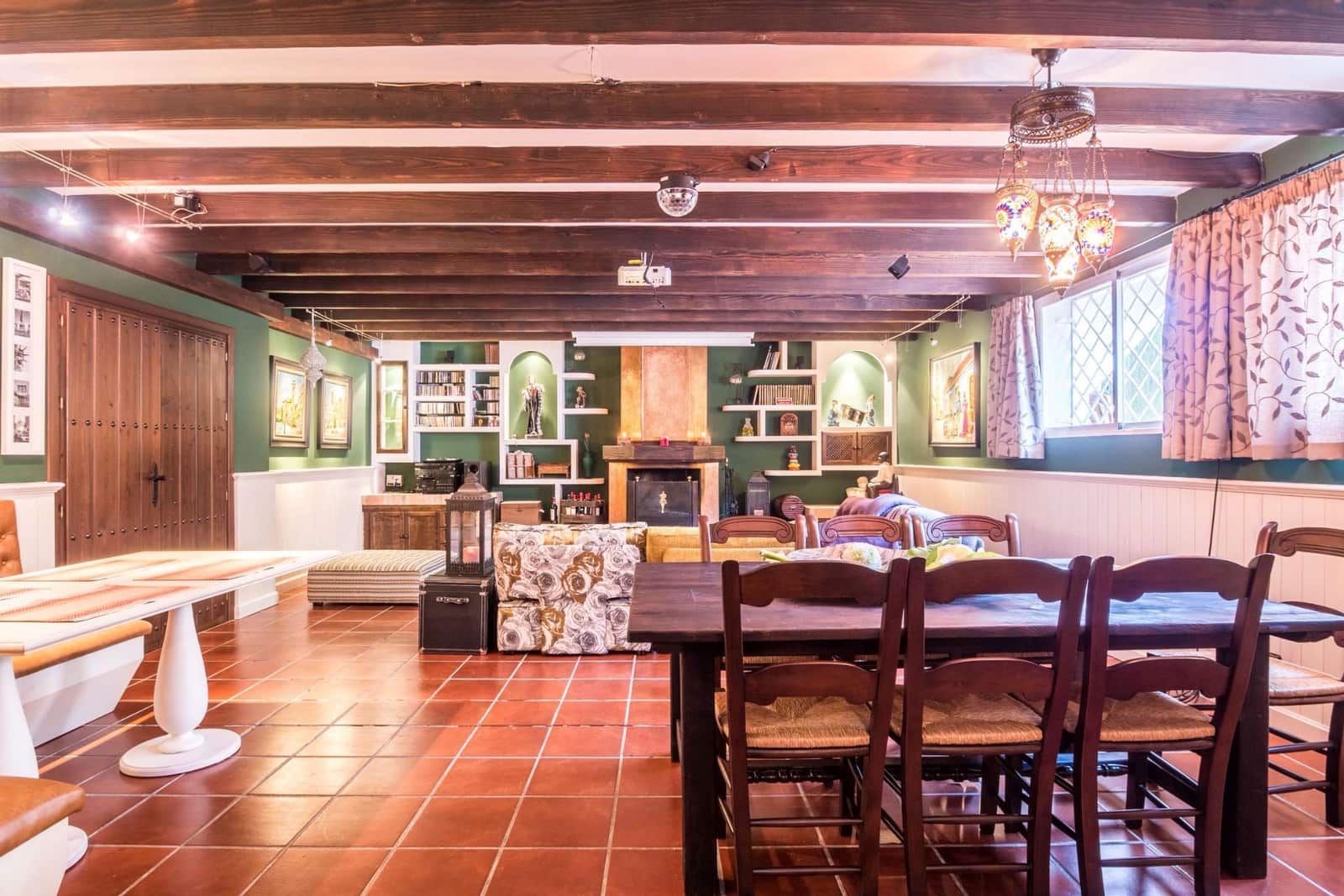 4 slaapkamer Villa te koop in Ogijares met garage - € 530.000 (Ref: 9867148)