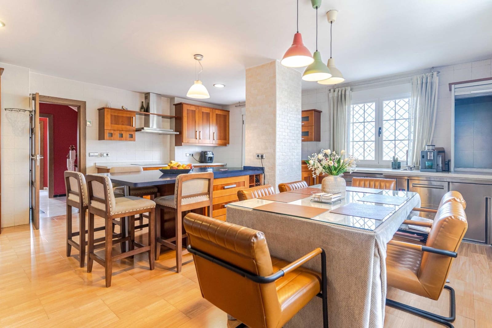 4 slaapkamer Villa te koop in Ogijares met garage - € 530.000 (Ref: 9867148)