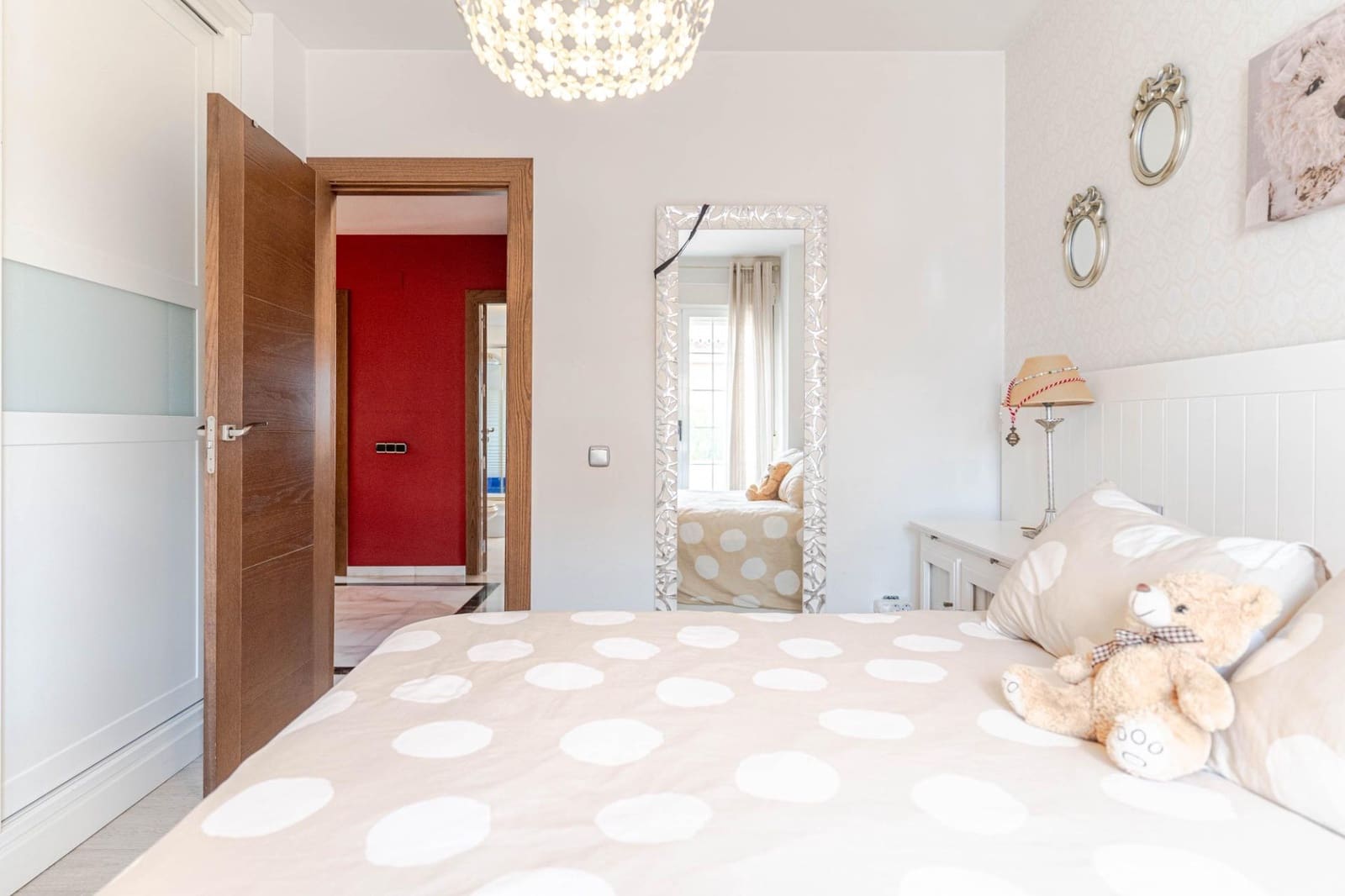 4 slaapkamer Villa te koop in Ogijares met garage - € 530.000 (Ref: 9867148)