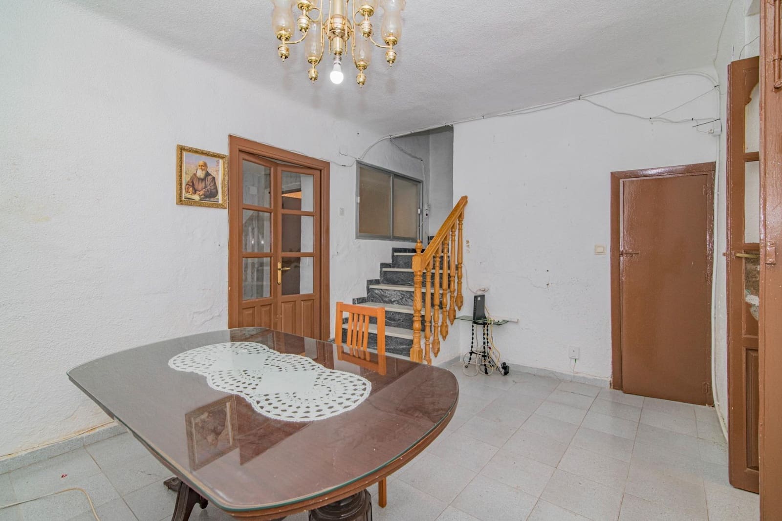 3 slaapkamer Halfvrijstaande villa te koop in Pinos Puente - € 64.900 (Ref: 9868818)
