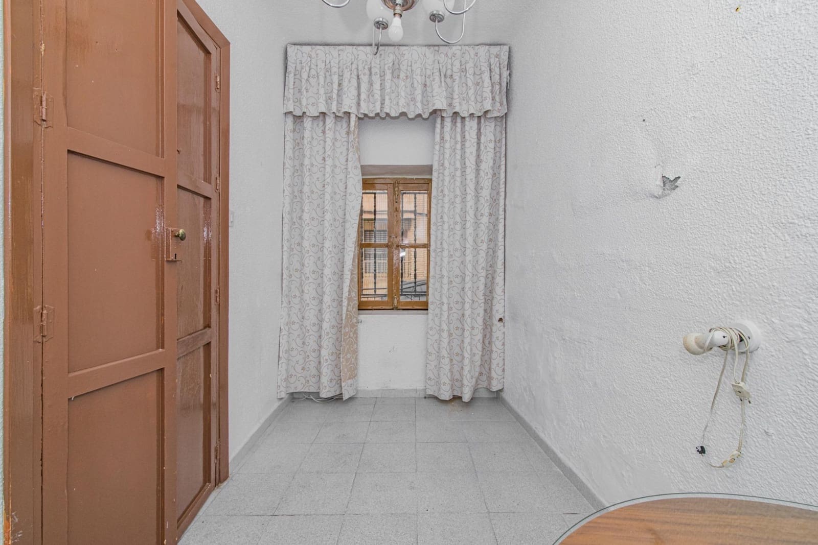 3 slaapkamer Halfvrijstaande villa te koop in Pinos Puente - € 64.900 (Ref: 9868818)