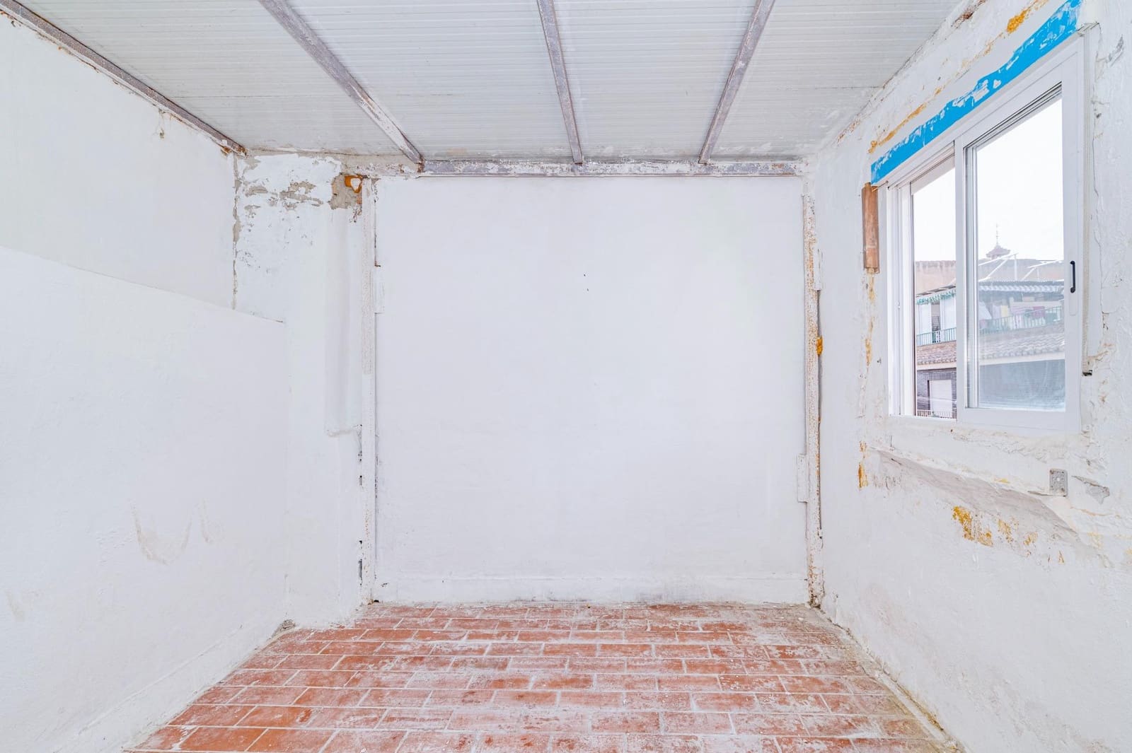 3 slaapkamer Halfvrijstaande villa te koop in Granada stad - € 99.900 (Ref: 9870298)