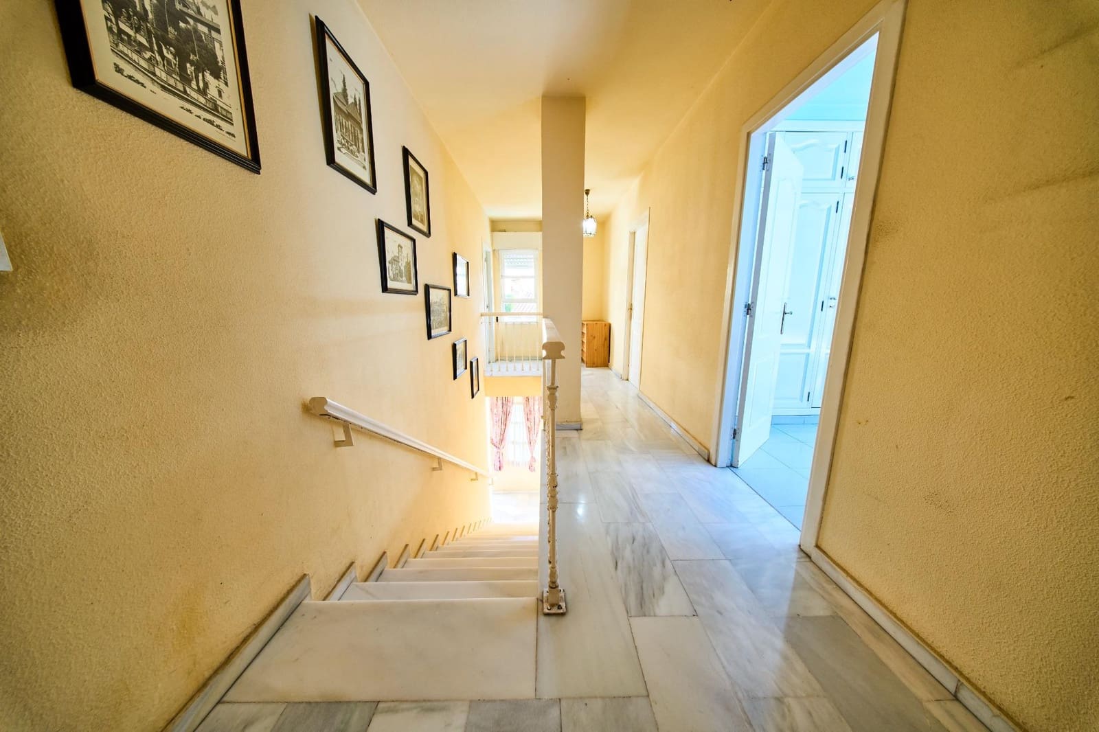 4 makuuhuone Rivitalo myytävänä paikassa Cenes de la Vega - 250 000 € (Ref: 9873704)