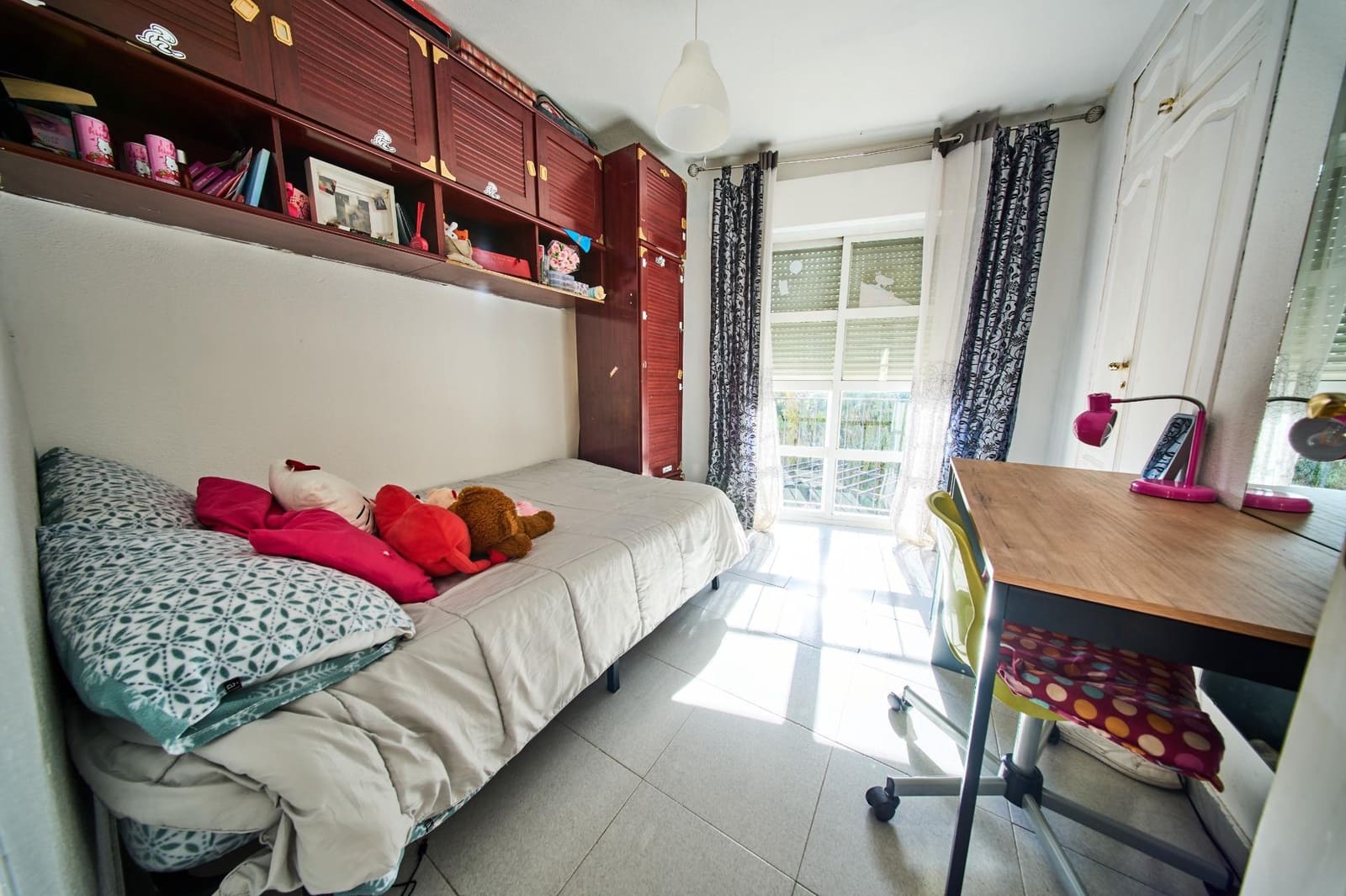 4 makuuhuone Rivitalo myytävänä paikassa Cenes de la Vega - 250 000 € (Ref: 9873704)
