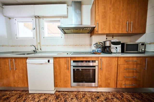 4 makuuhuone Rivitalo myytävänä paikassa Cenes de la Vega - 250 000 € (Ref: 9873704)