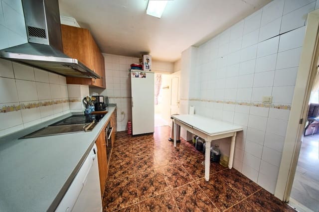 4 makuuhuone Rivitalo myytävänä paikassa Cenes de la Vega - 250 000 € (Ref: 9873704)