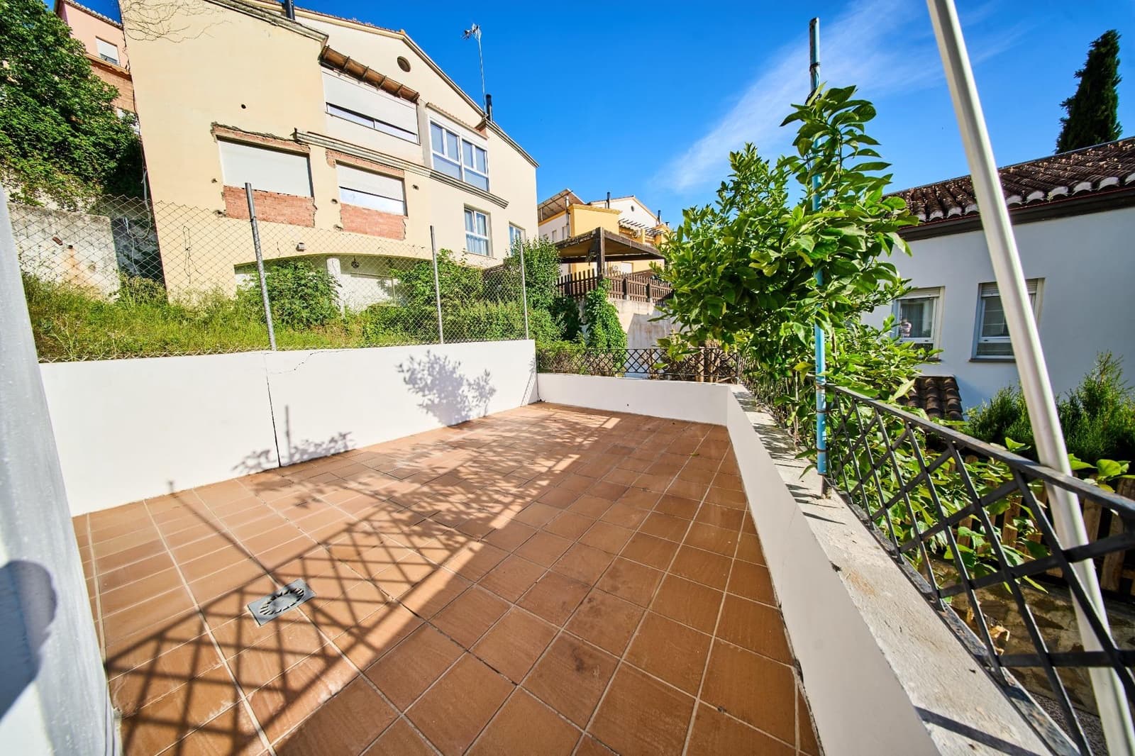 4 makuuhuone Rivitalo myytävänä paikassa Cenes de la Vega - 250 000 € (Ref: 9873704)
